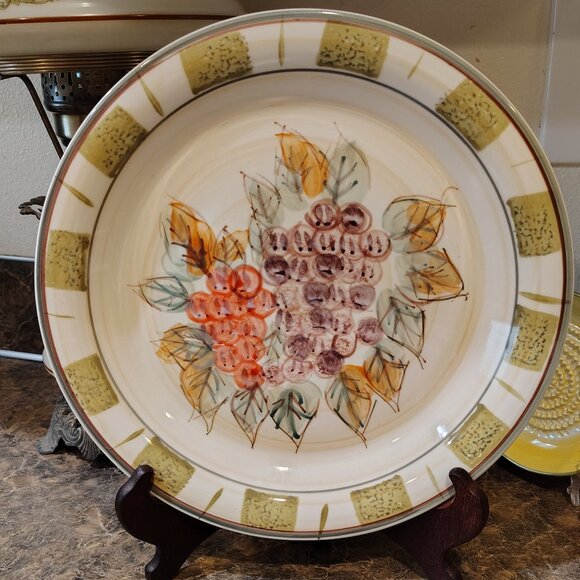 Royal Norfolk Other - Royal Norfolk Tuscan Grapes Serving Plate 10 inch